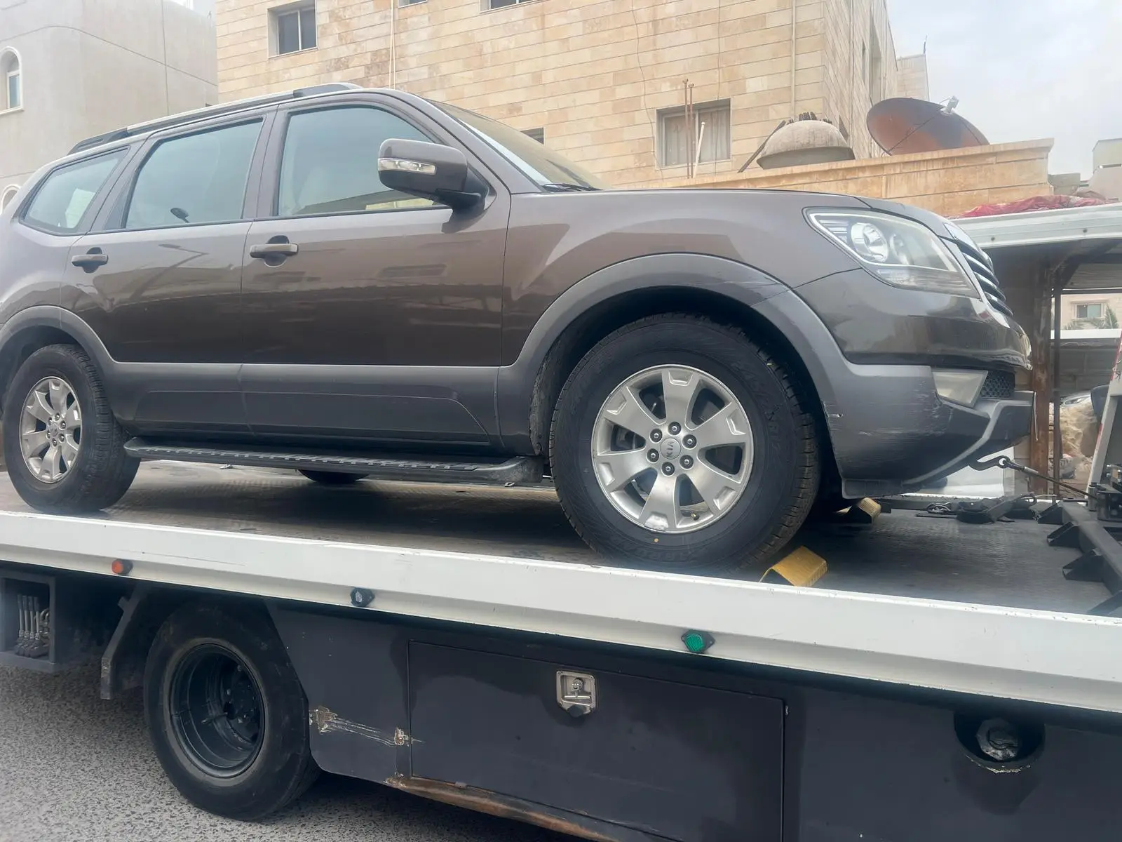 Long-Distance Vehicle Transport in Kuwait: Safe and Reliable Solutions for Every Need